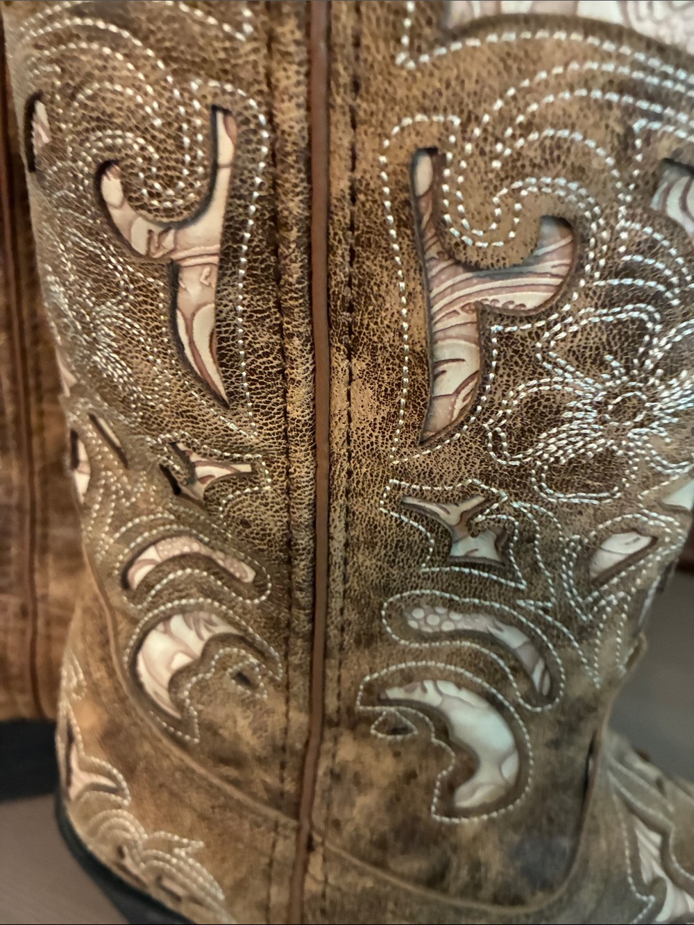 Laredo Tan Brown Western Embroidered Cowboy Boots - Picture 6 of 6